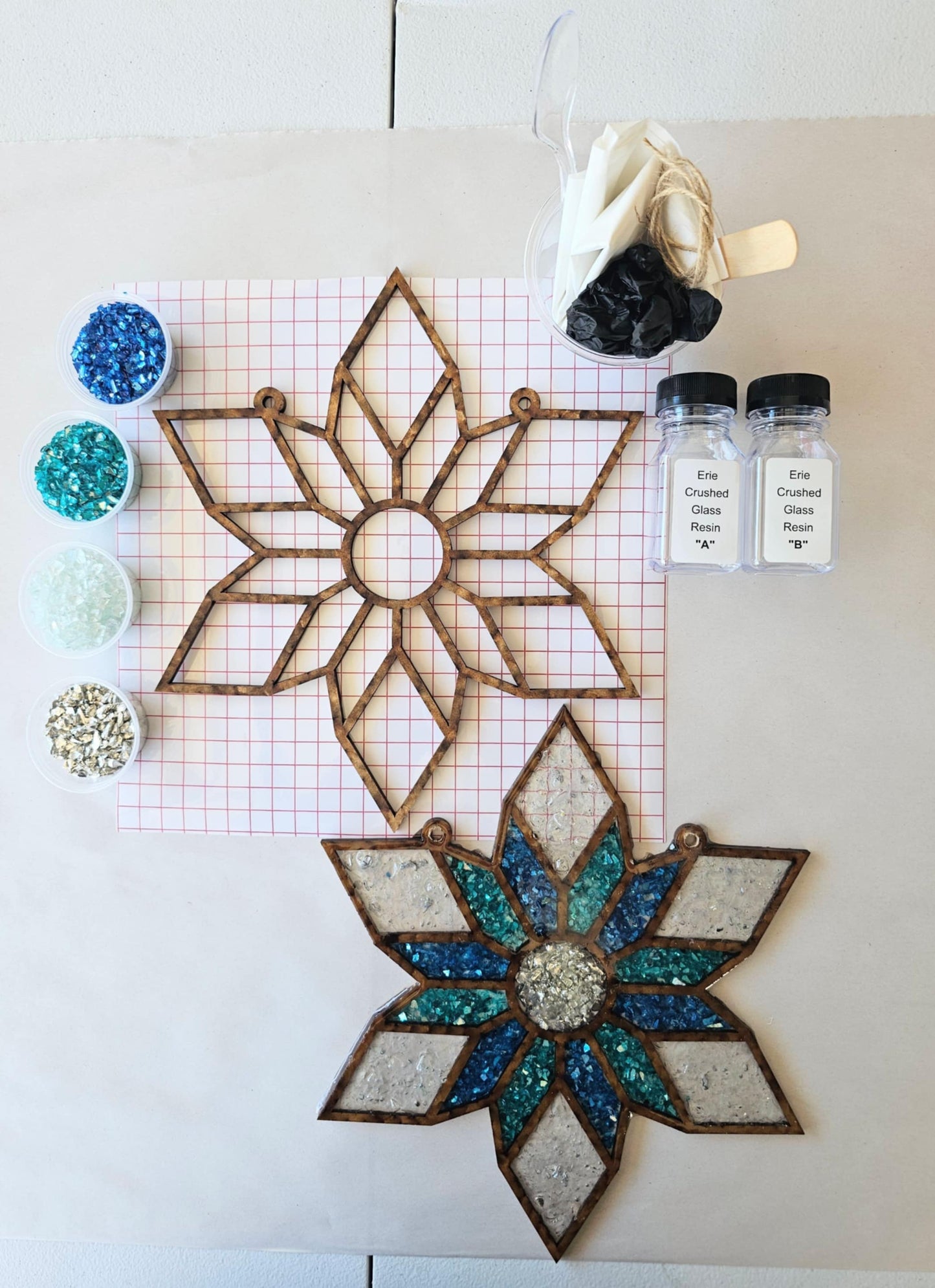 SNOWFLAKE Suncatcher Art Kit