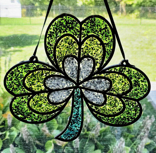 Shamrock White Suncatcher Art Kit