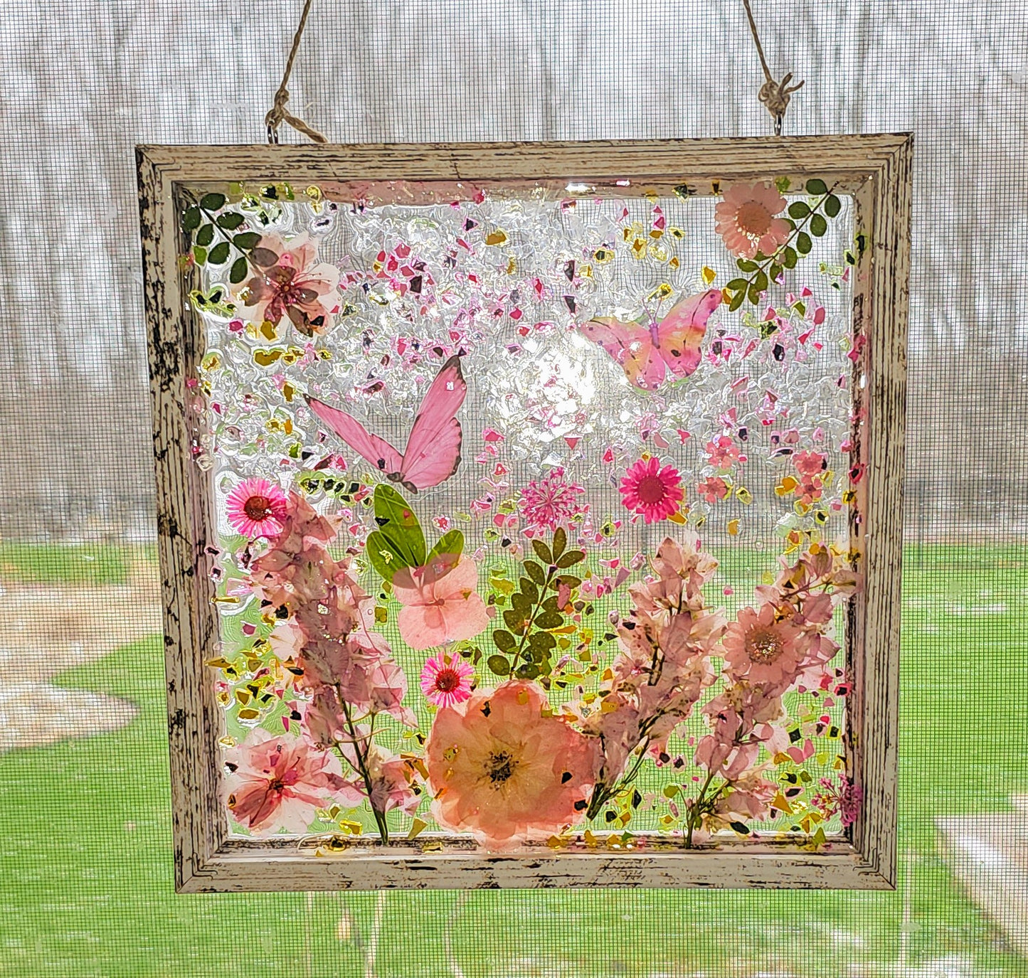 Floral Frame Dried Flowers/Resin/Crushed Glass Art Kit (Pink Flowers)